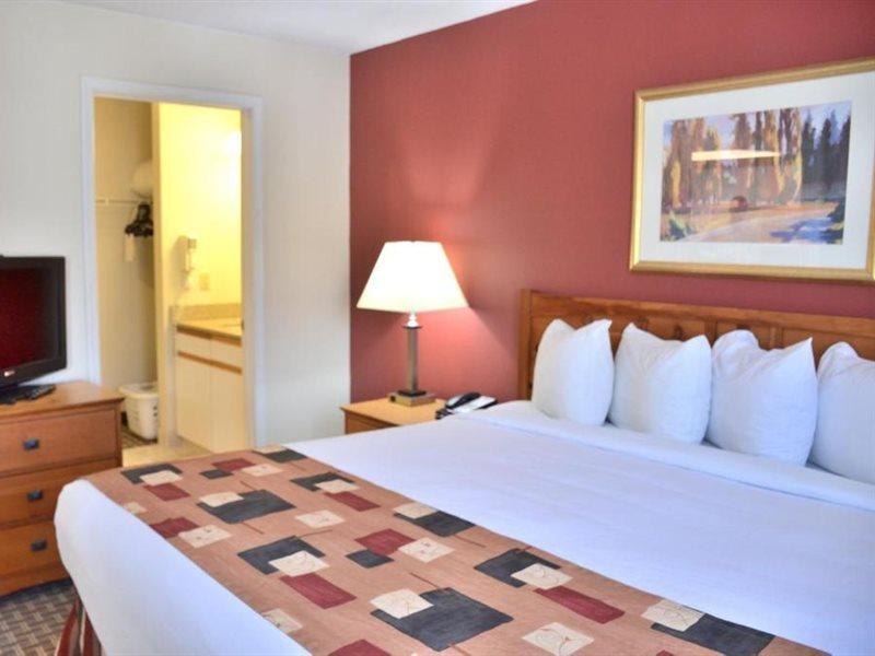 Cresthill Suites Syracuse East Syracuse Esterno foto